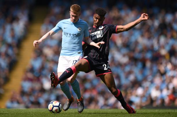 在日前进行 在日前进行